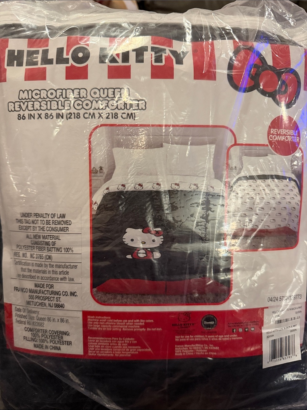 Hello Kitty Reversible Microfiber Comforter in Black and Red